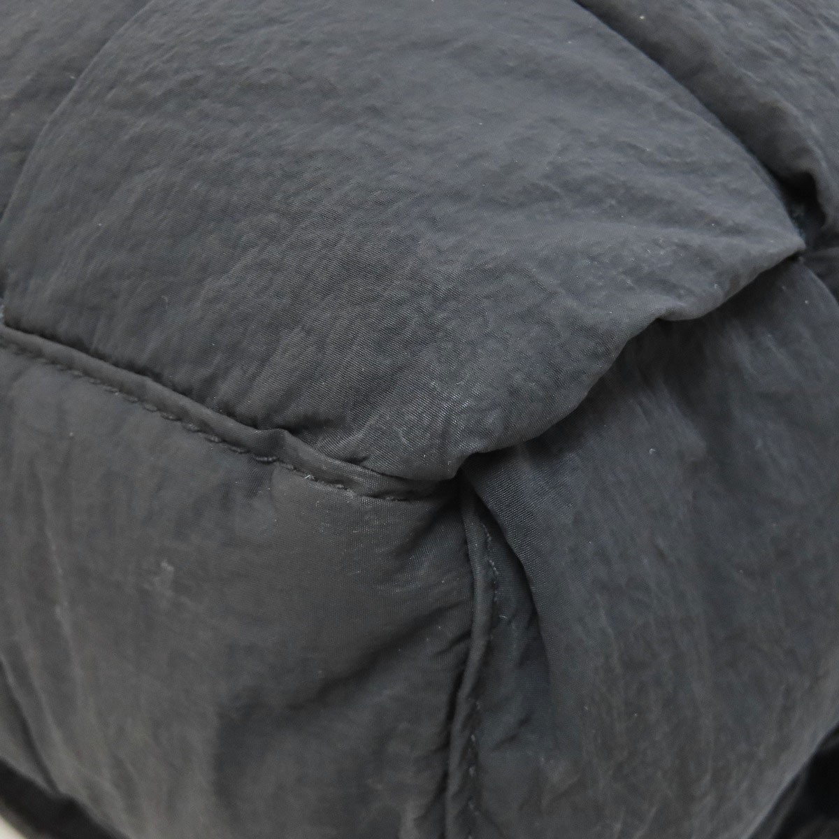 BOTTEGA VENETA  cassette Shoulder Bag Nylon  Ladies [Used] thumbnail 21