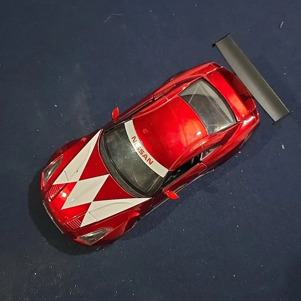 Jada Power Rangers + Nissan GTR 2009 escala 1/24 fundido a presión Foto 2 de 4