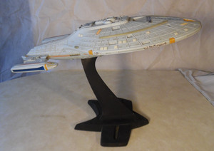 Playmates Uss Voyager | eBay