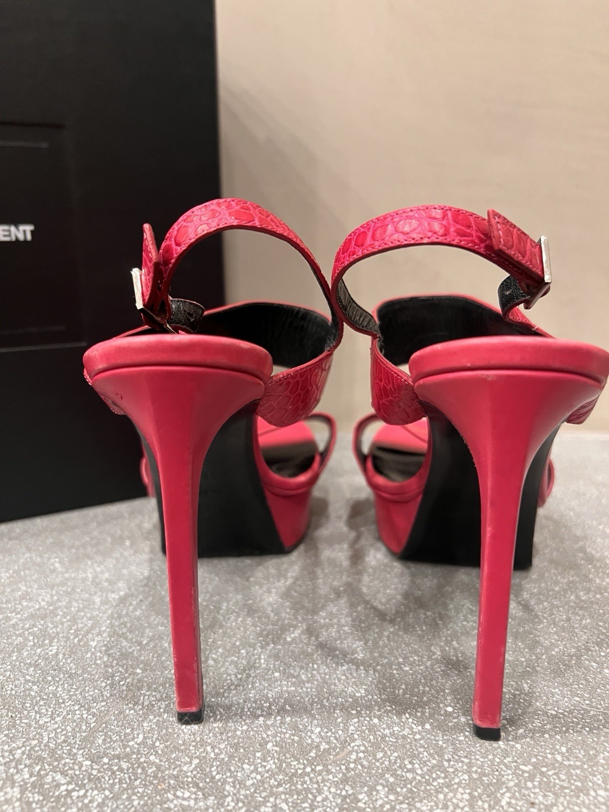 YVES SAINT LAURENT rosa croc goffrato omaggio bianca sandalo scarpa gomma da masticare 38 5