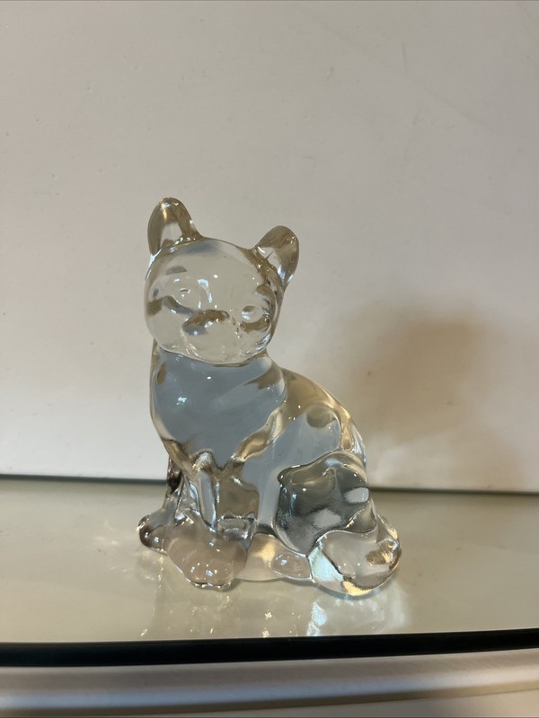 Fenton Clear Art Glass Sitting Cat Figurine, 3.5 Inches