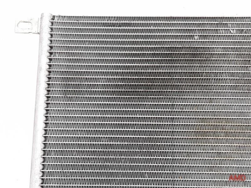 BMW 330ci 325ci 325i 330i 330xi 325xi E46 2005 condensador de aire acondicionado 64538377614 Foto 2 de 4