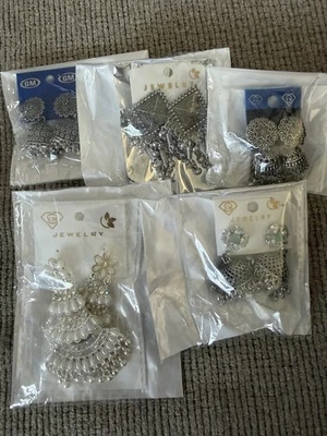 Lot #6 Women’s Silver Tone Metal Fashion Earrings Mixed Lot, 5-Piece Set - Image 1 of 3