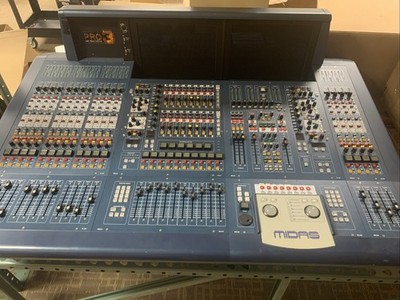 Midas PRO3 Live Digital Audio Mixing Control Surface with DL371