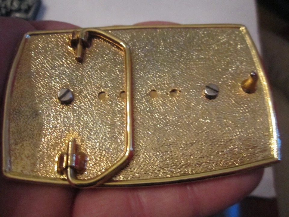 1972 SILVER DOLLAR  BELT BUCKLE - GOLD TONE ACCENT - GW-15 - Image 3 of 3