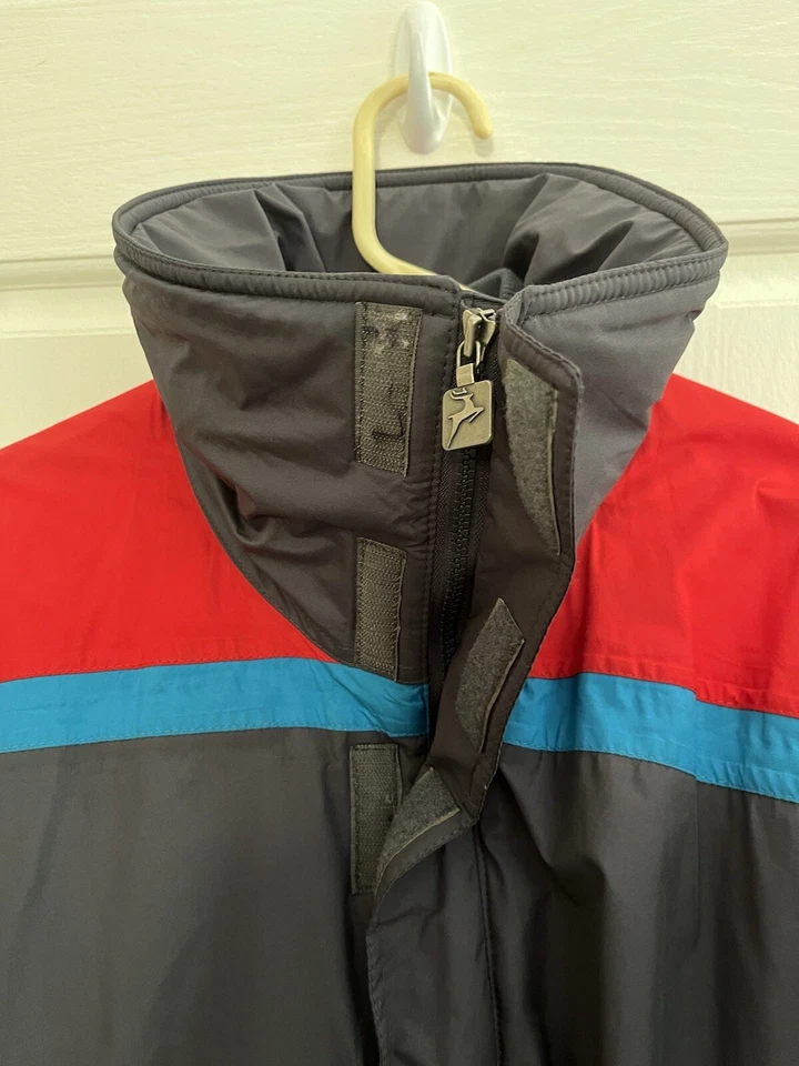 Mens Mountain Skiwear White Stag Gore Tex Jacket Red/Blue/Black Size Large - Image 3 of 4