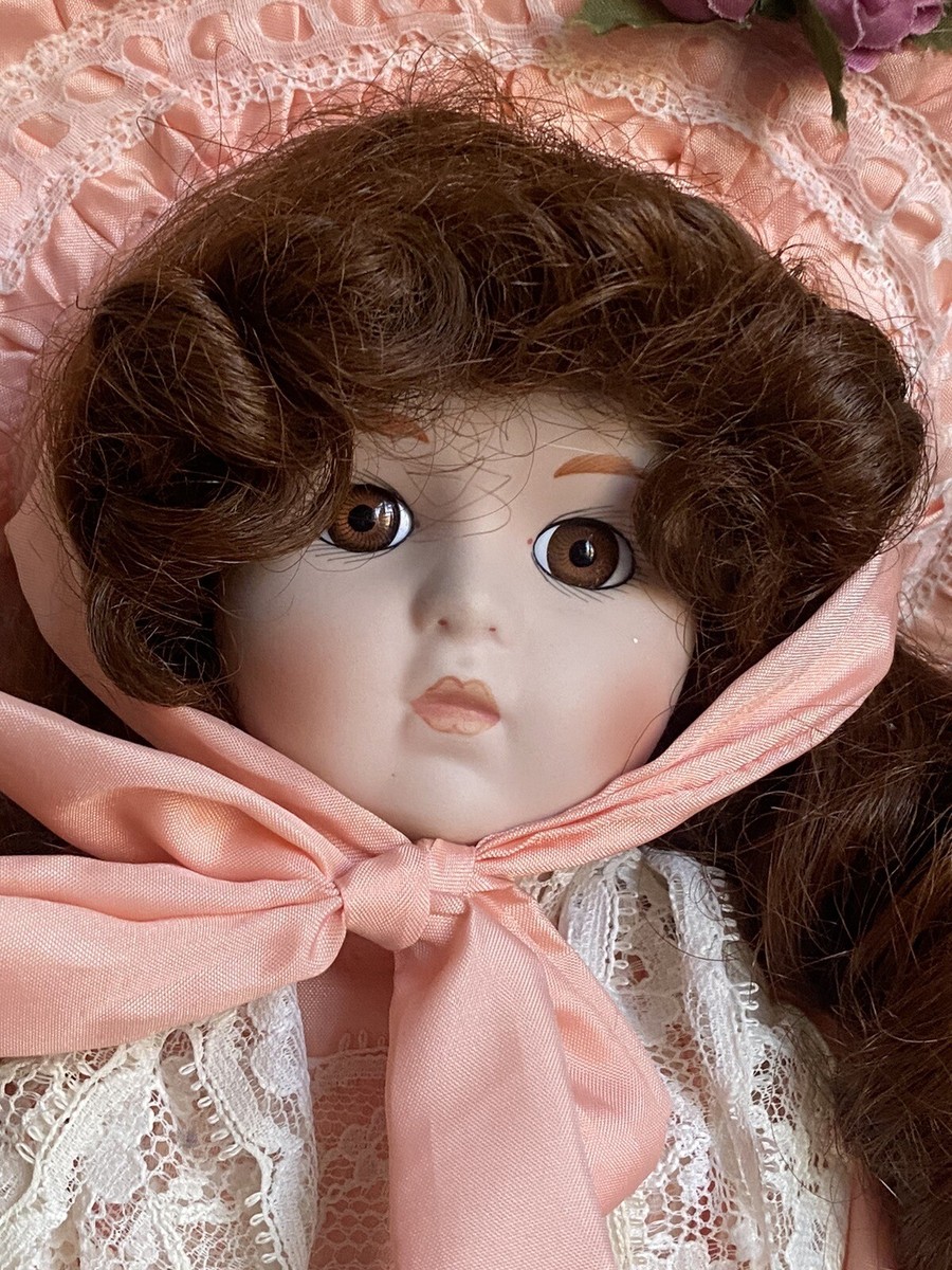 Vintage Dynasty Doll Collection 15