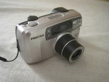 Pentax IQZoom EZY-S 35MM Point Shoot Film Camera - Excellent