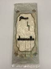 Dawnelle Womens Wrist Length Gloves Hand Stitched Scalloped Edge Soft Vtg 1950s