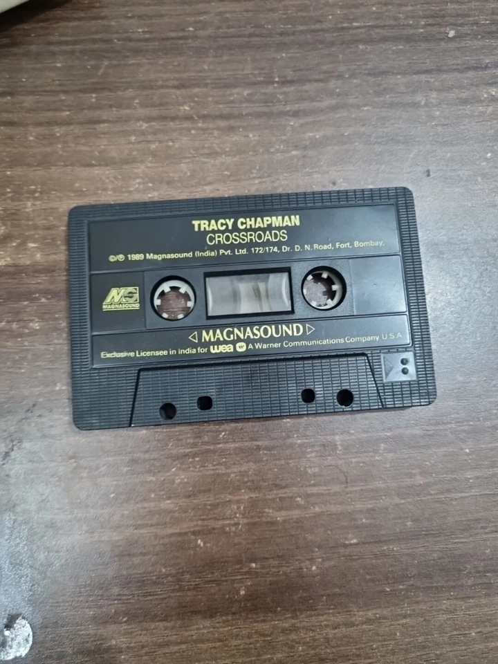 Tracy Chapman Crossroads INDIA CLAMSHELL CASSETTE RARE - Image 2 of 4