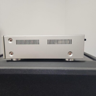 アンプ Maranz pm6006 Marantz PM6006 Amp, 4 Analog Inputs, Remote, Tested, Small Scratch