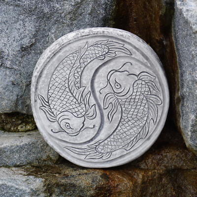 Trittplatte Motiv Koi Bodenplatte  Steinfigur 5 cm 12 kg Beton frostsicher