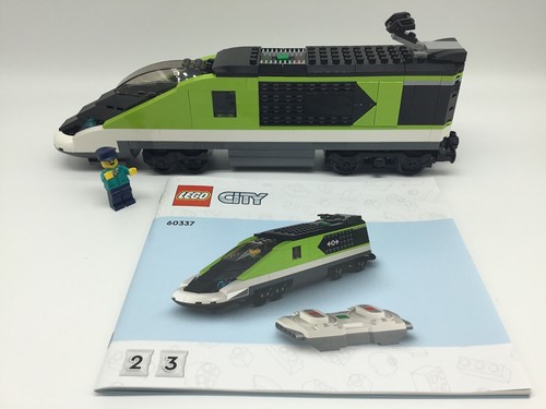 Lego City Zug 60337 Lok / Waggon / Haltestelle inkl Minifigur / Anleitung Abteil - Afbeelding 1 van 19