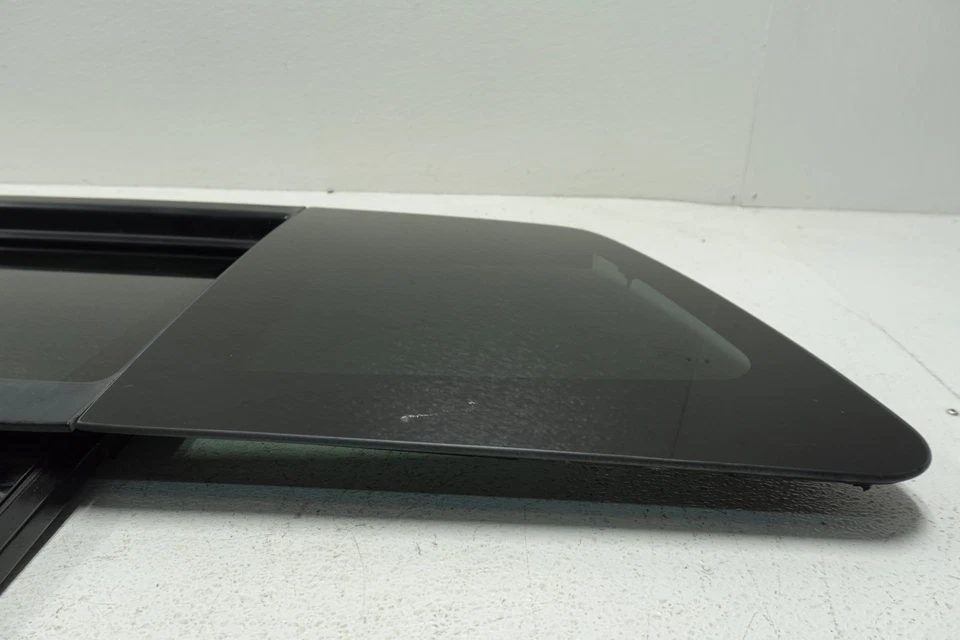 Camión Nissan Titan 2004-2012 fabricante de equipos originales ventana corredera trasera eléctrica vidrio | W6028 Foto 3 de 4