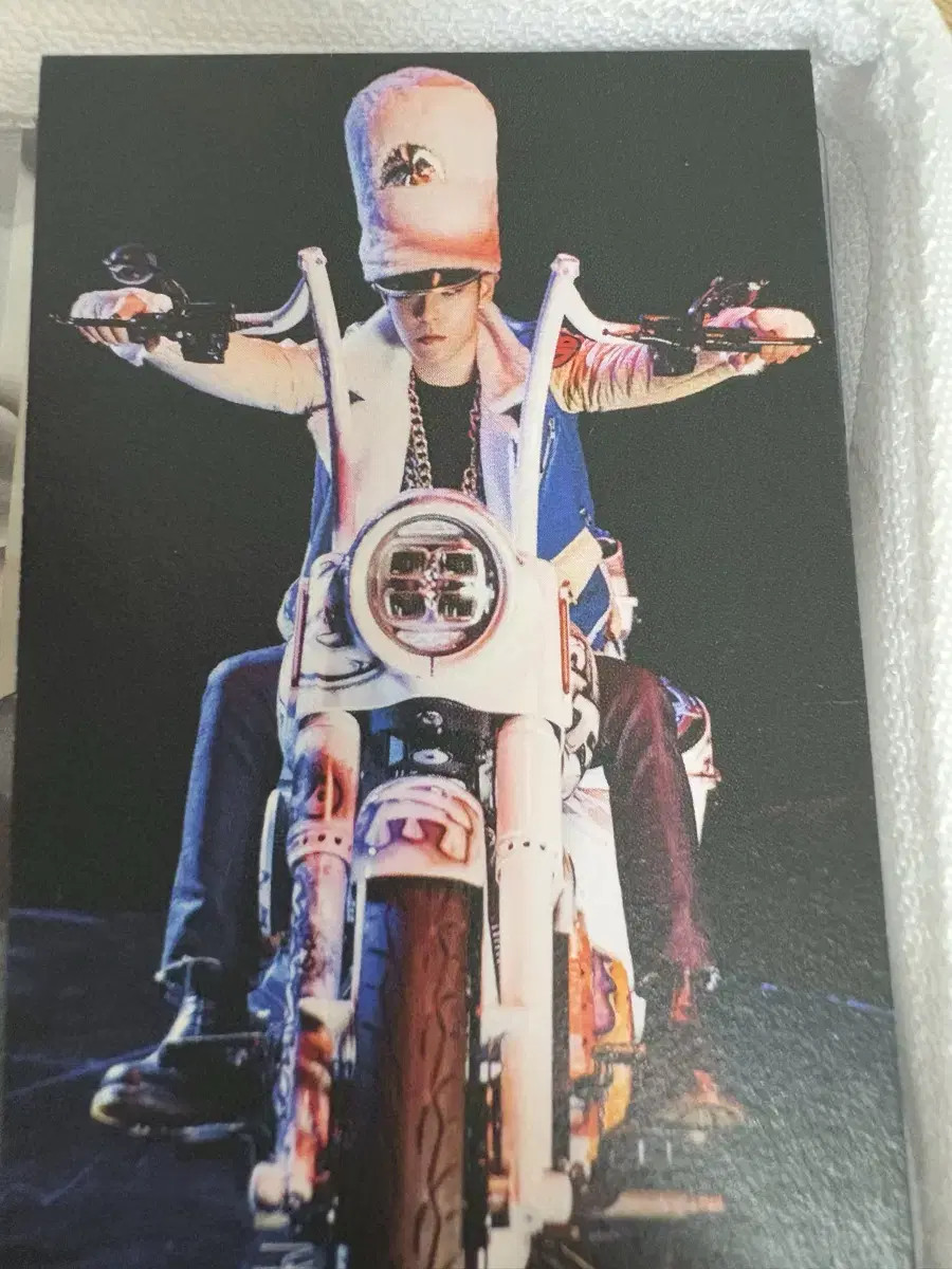 Big Bang Top Photocard batch, Choi Seung-hyeon, Kwon Ji-yong
