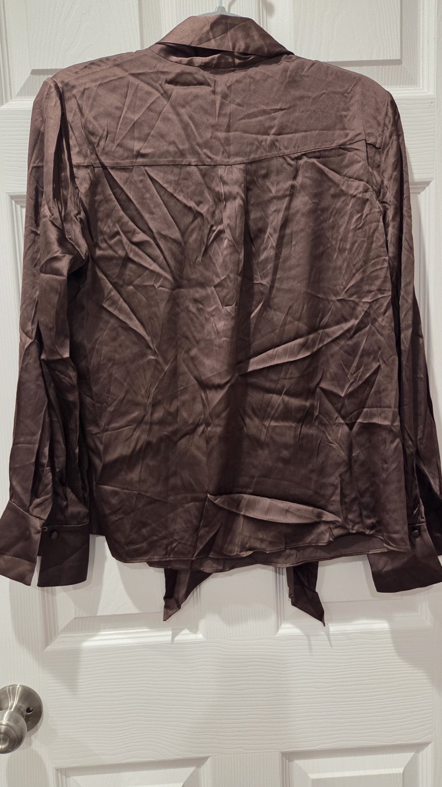 Alice + Olivia Classics Button Down Blouse Long S… - image 8