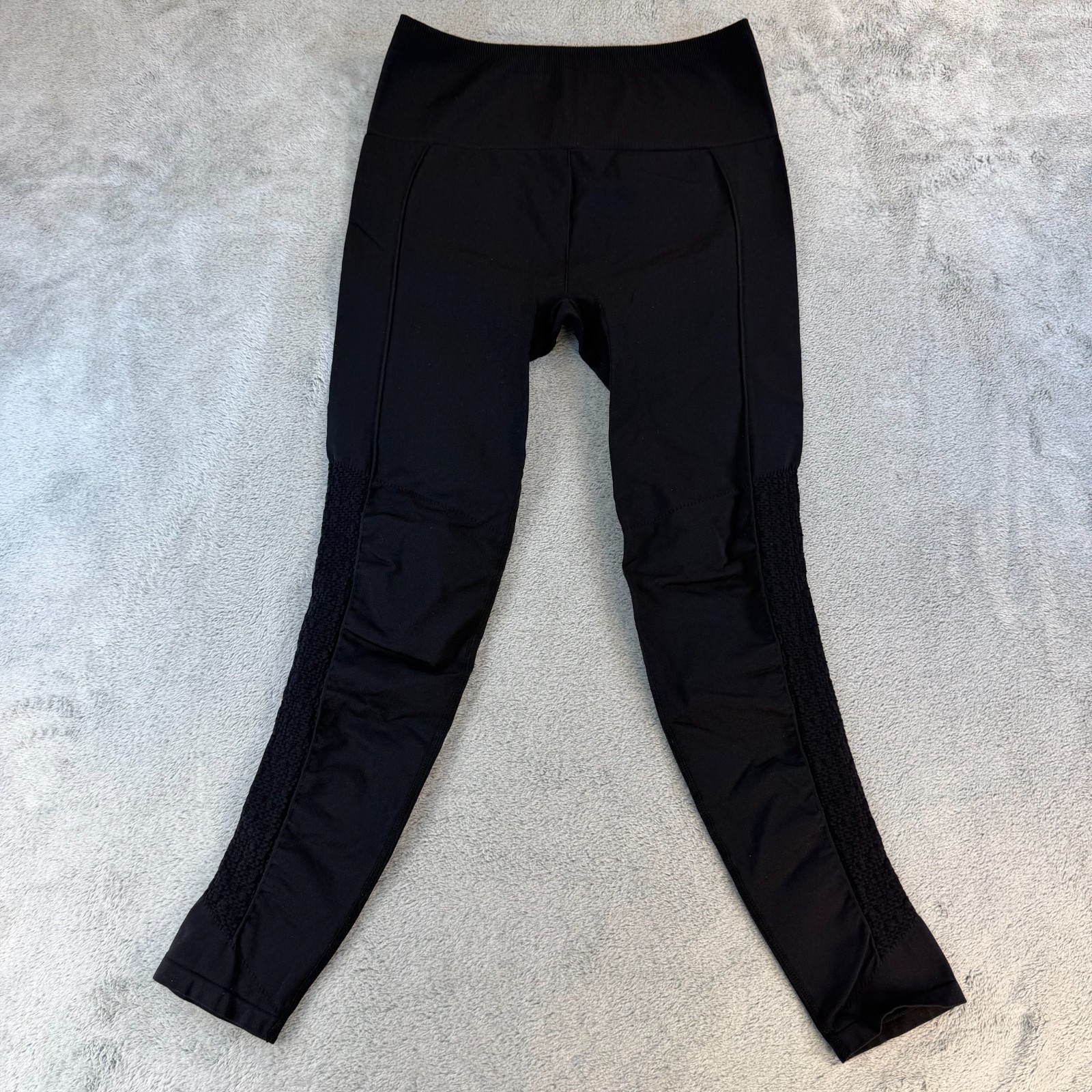 Fabletics Leggings Women’s Small Black High Rise Mesh 7/8