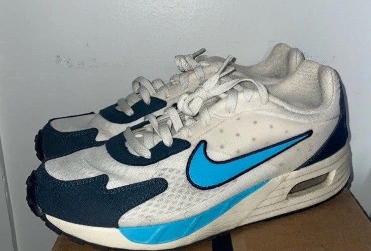 SAOLA Nike Air max solo taglia 10 5