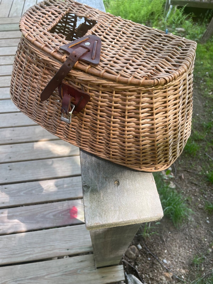 Wicker Fishing Creel Basket Harvest Basket Antique Vintage Wicker