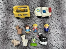 Lot of 10 Fisher Price Little People Characters and Other Play Sets Pieces