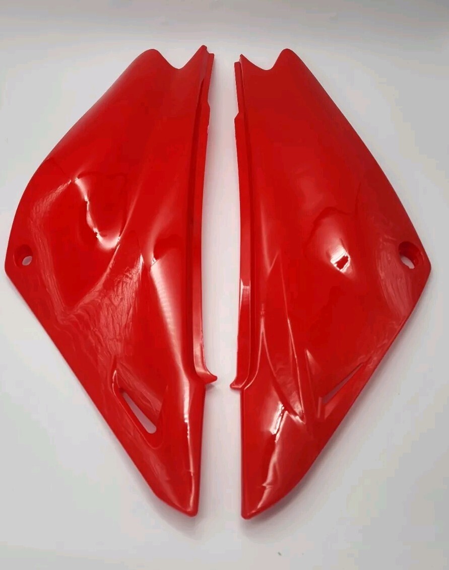 Yamaha XTZ 125 Side Caps X2 Red | Plastic | Right | Colombia | X2