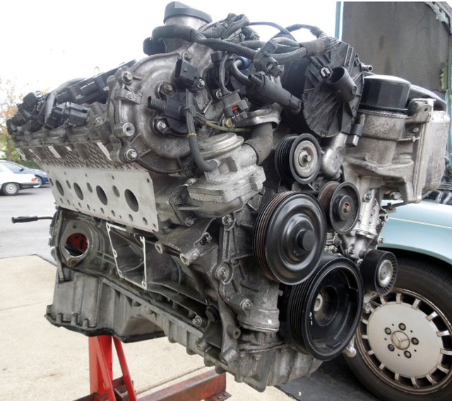 Mercedes 273 мотор