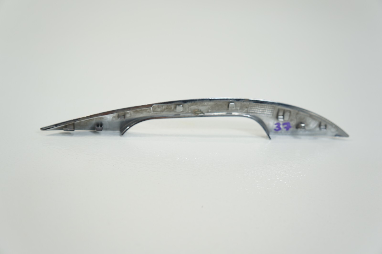 2017-2020 BENTLEY CONTINENTAL GT DRIVER LEFT SIDE CHROME DOOR HANDLE MOLDING