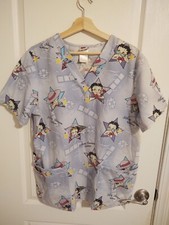 Women's Size Large Betty Boop Silver Screen Queen Purple Scrub Top