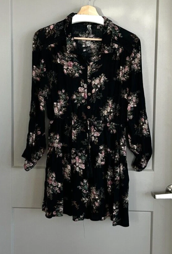 Camisero American Rag Junior's Negro Estampado Manga Redonda Talla Mediana | Informal Foto 2 de 4