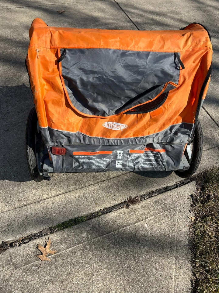 Instep Quick-N-EZ 双拖自行车拖车 — 第 3/4 张图片