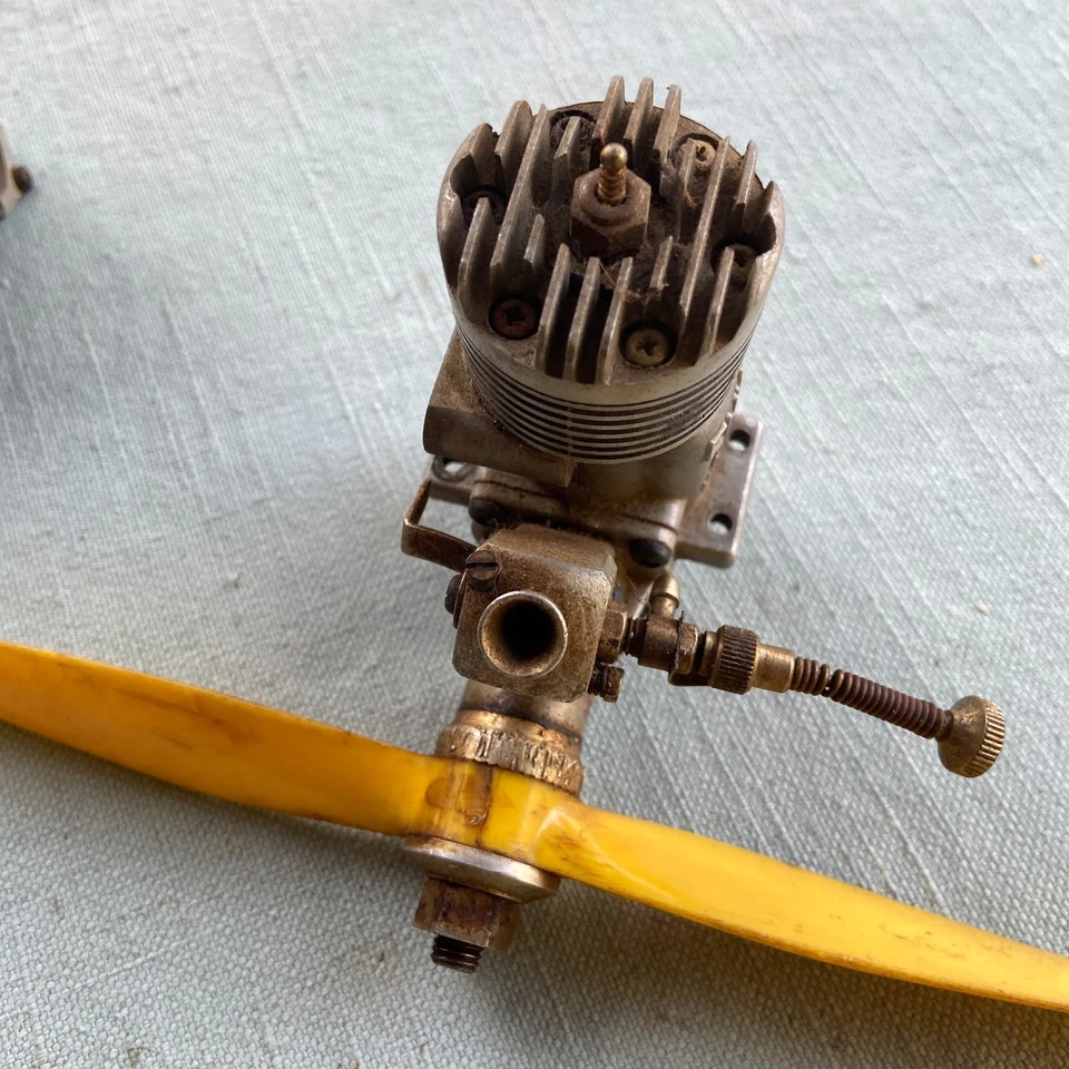 RC Engine Lot ENYA 35 Model 5224 OS Max III 29 Propeller Gas Powered Japan VTG - Image 3 of 4