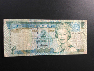 Fiji 2 Dollars 1996
