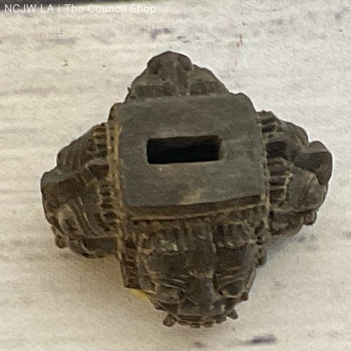 ANTIQUE Japanese Black Wood Carved Masks Figurine Display Stand- 1.25" - Picture 6 of 8