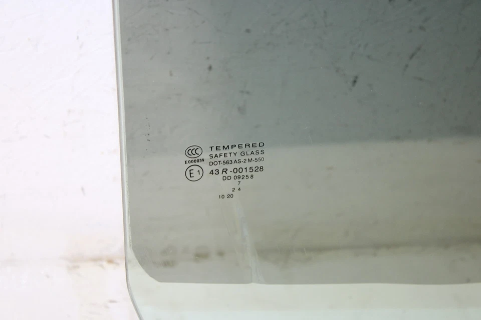 Chevrolet Corvette 1997-2004 puerta derecha ventana vidrio OEM MP5 Foto 4 de 4