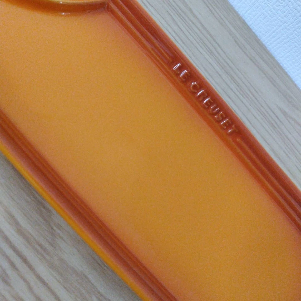 Le Creuset Cherry Red Marronnier Orange Fish Plate & Bowl Set Used Beautiful - Image 3 of 4