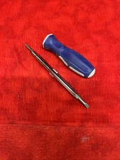 MULTI-BIT SCREWDRIVER (UNBRANDED) SLOTTED & PHILLIPS BITS CUSHIONED GRIP (tb3.1)