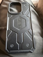 iphone 16 pro max uag case