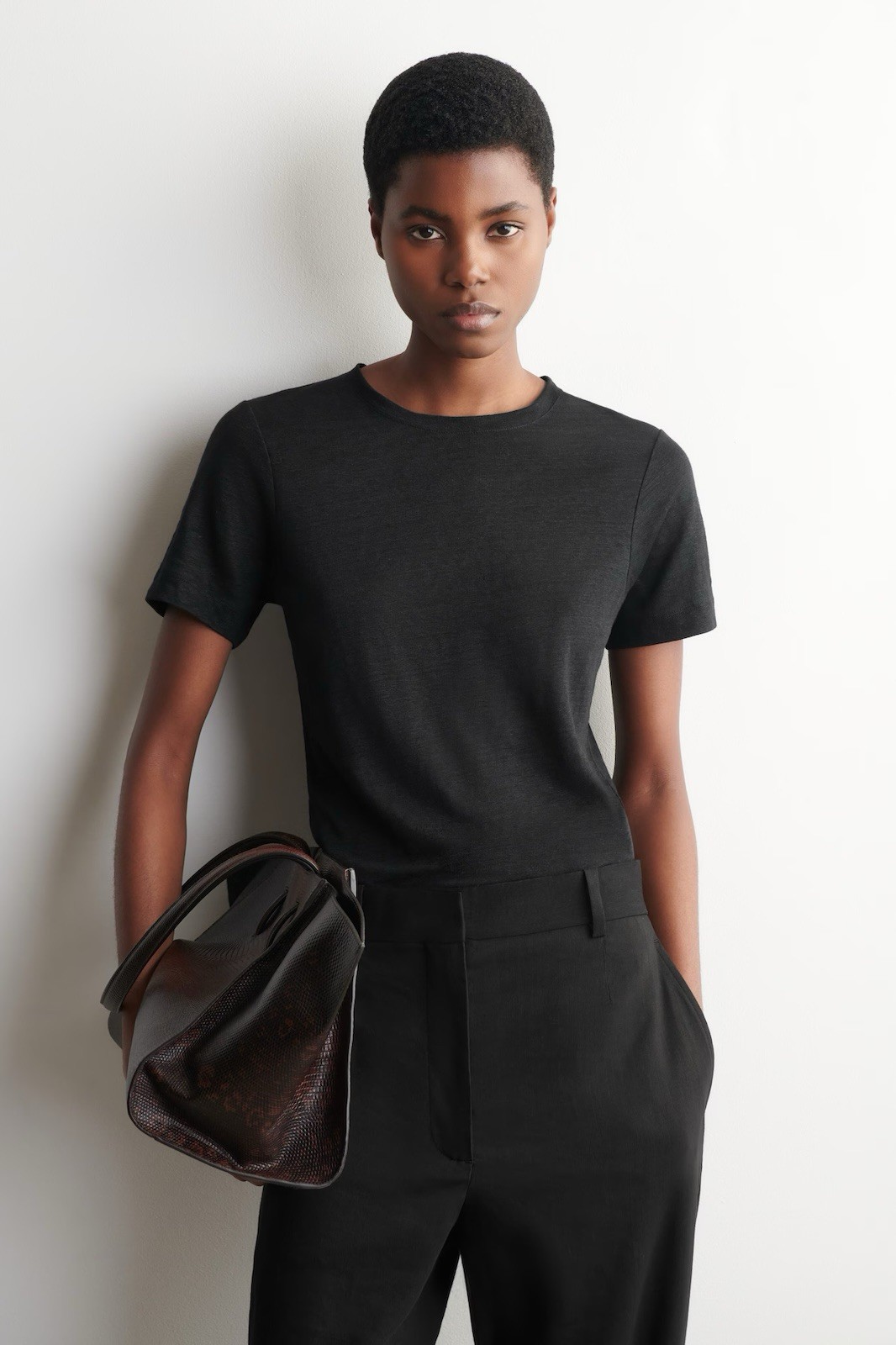 COS Women’s Black Crew Neck Linen T Shirt - Size XS
