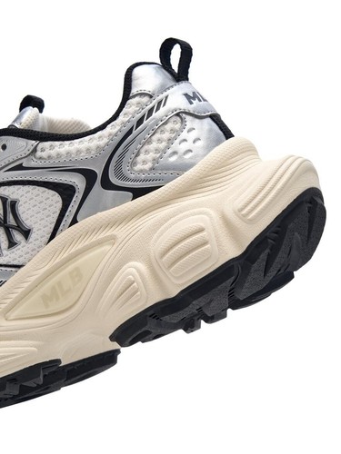 Sneakers MLB Winner Chunky New York Yankees 3ASHWD15N-50IVS - Foto 5 di 5