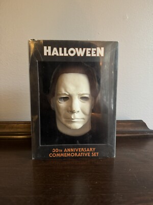 Halloween 30th Anniversary Commemorative Set #04994/20000 | eBay