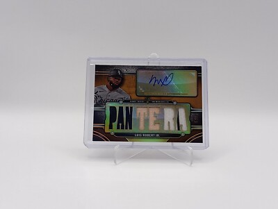 2024 Topps Triple Threads Luis Robert Jr Autographed Relic WHITE SOX 8/9