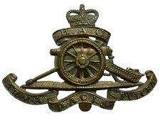 Honourable Artillery Company Cap Badge QC EIIR Issued Slider maker JR Gaunt