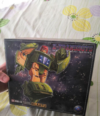 X-Transbots  MM-9+ Deformation Toys Metal Green Flying Saucer Cosmos Figure Toys