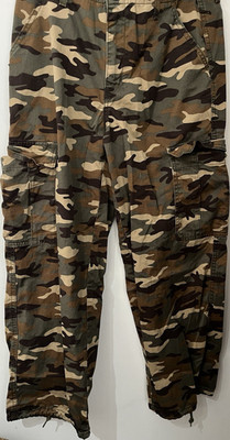 Levi s Women s Camo Cargo Pants Baggy Fit Cotton Canvas Straight Leg Mid Rise