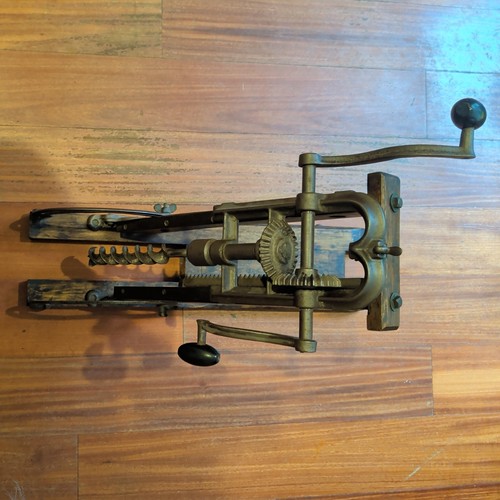 Antique Barn Beam Boring Framing Hand Crank Machine with auger bits GC
