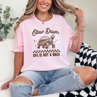 Slow Down Life Is Not Damen Ring-Spun T-Shirt Slow Living Achtsamkeit