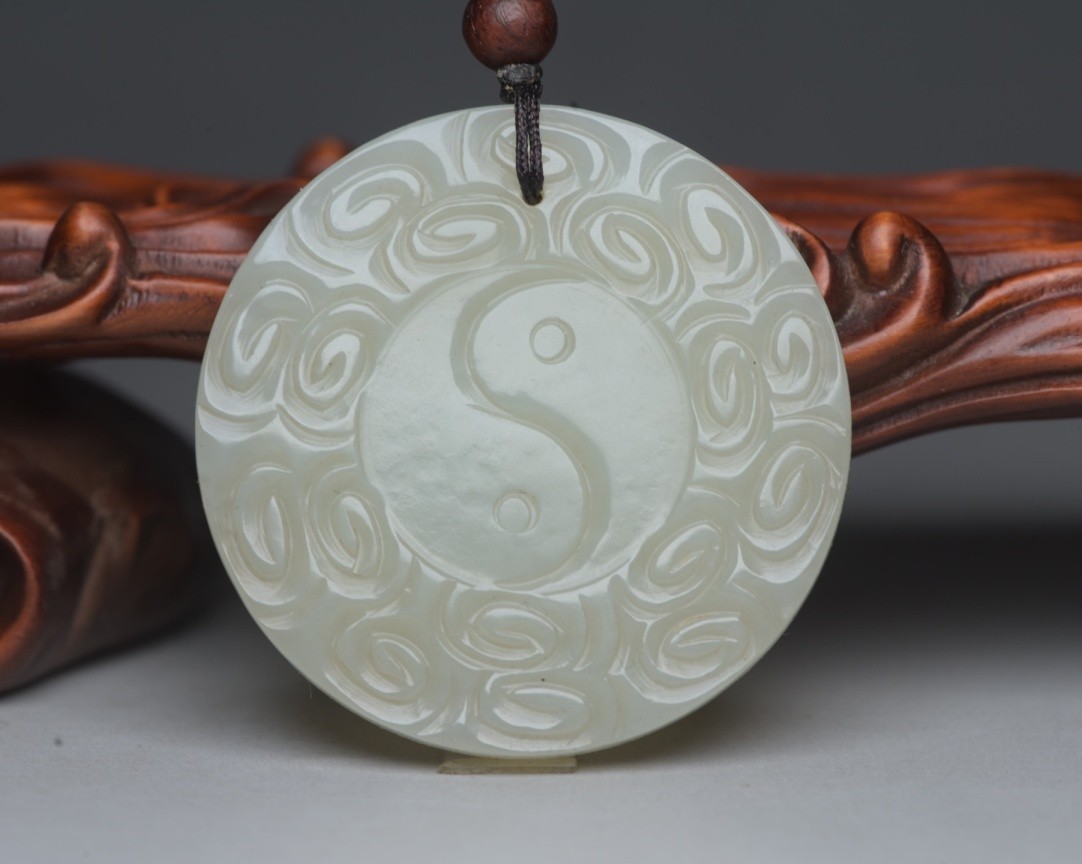 Asian White Hetian Jade Artisan Carved Jewelry Yin Yang Pendant Carving Stone