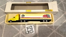 Mac Tools Model Locker Truck 1/64 Scale