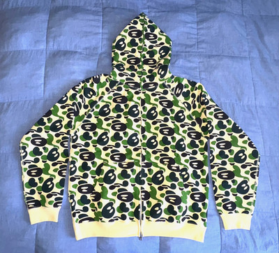 Vintage 2005 A Bathing Ape BAPE   BABY MILO Camo Full Zip Hoodie Size M  