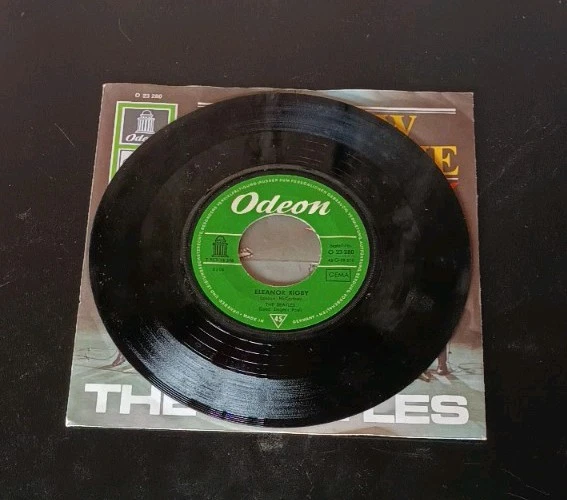 THE BEATLES, Yellow submarine/Eleanor Rigby, Single, Vinyl - Bild 2 von 2